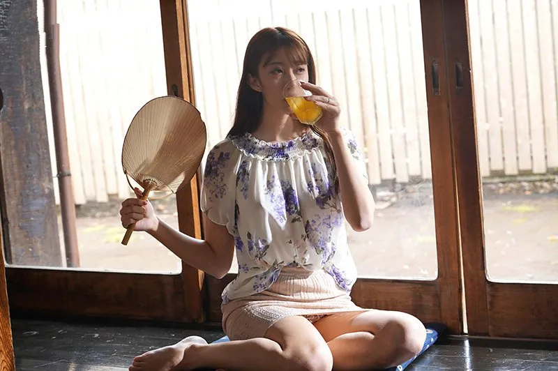 Mùa hè buồn chán ở quê phang vợ cạnh bên nhà thiếu thốn vì lấy người chồng già